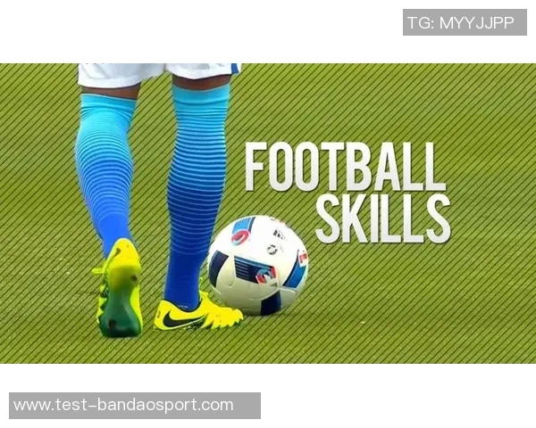 杰拉德在足球场上挑战极限打飞盘的精彩瞬间与技巧分享